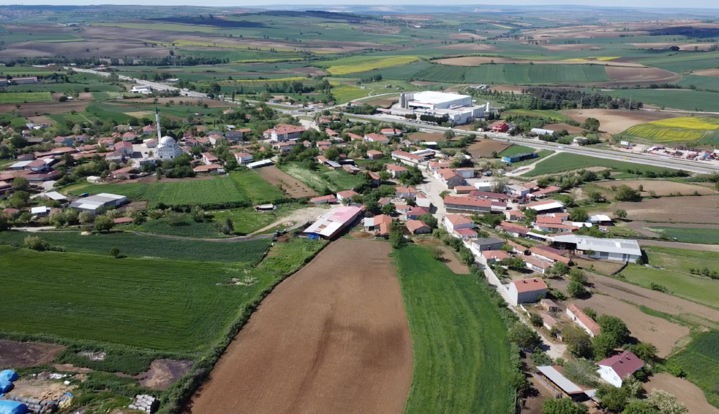 MALKARA MERKEZE 5 KM MESAFEDE SATILIK TARLA